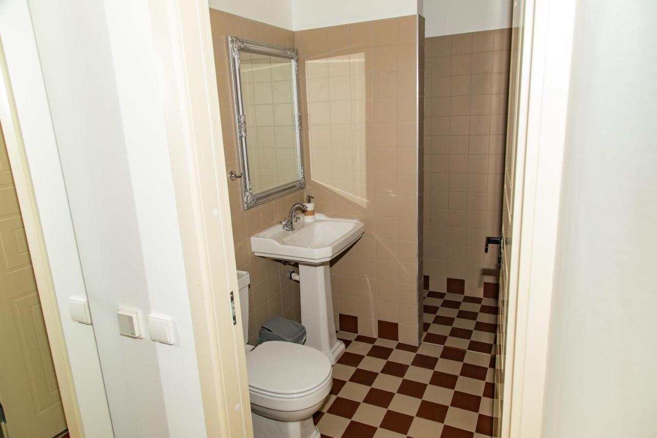 Kaunas Embassy Apartments Exteriör bild